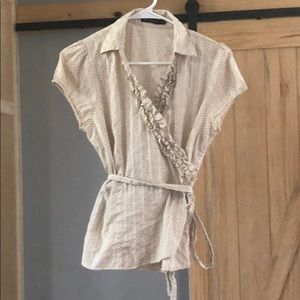 Super cute wrap shirt